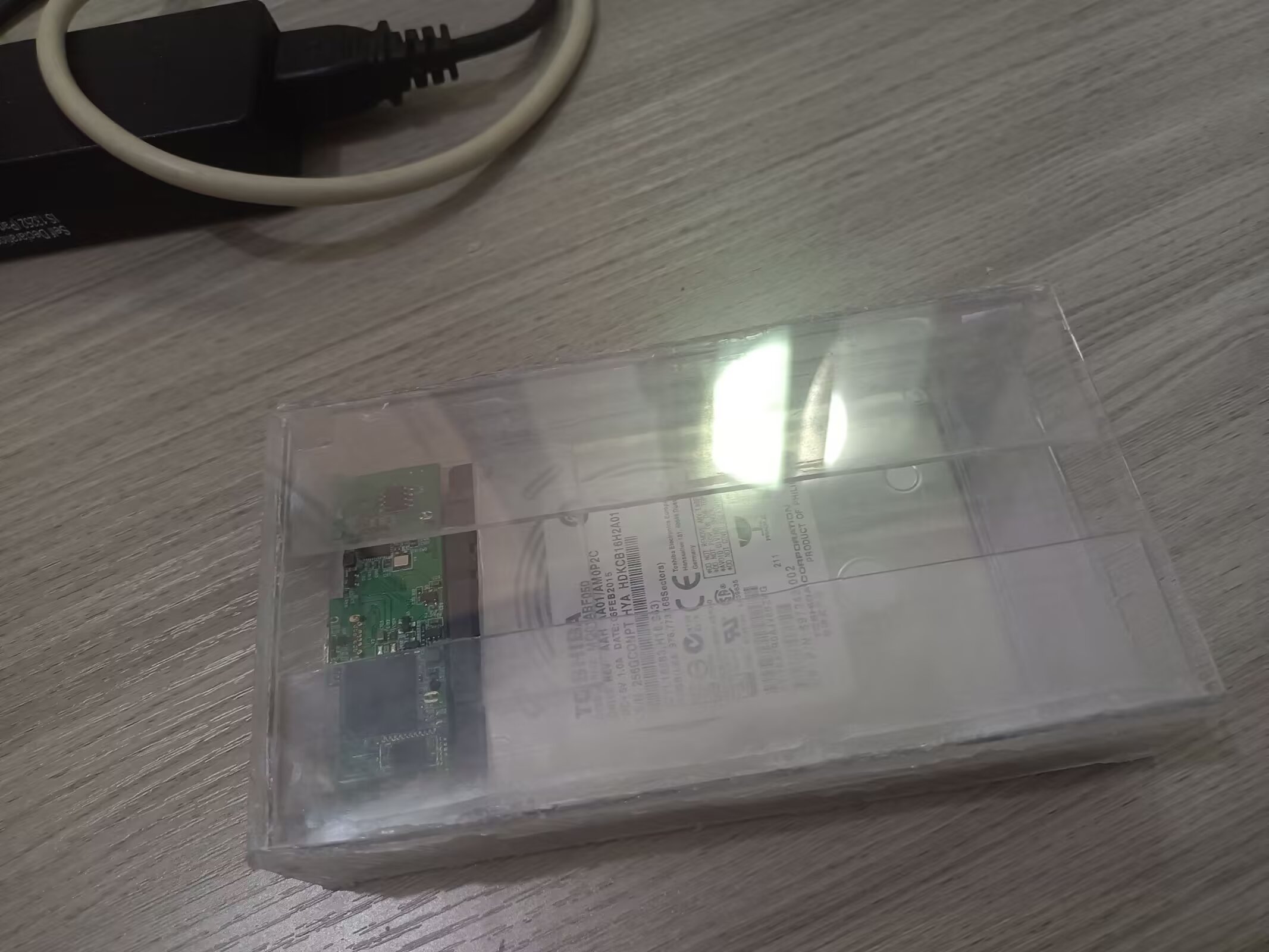 主体还空了一个隔层放图片